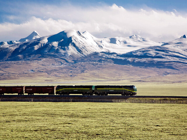 哈萨克斯坦旅游攻略